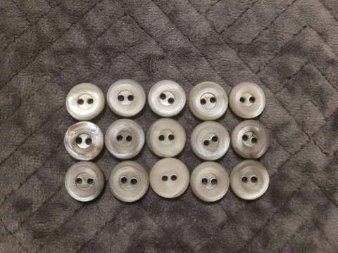 Lovely Set of 15 Antique 2 Hole Smokey Gray Mother Of Pearl Donut Buttons 1/2" Cover