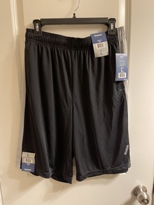 Las mejores ofertas en Pantalones cortos a rayas Reebok para De hombre |  eBay