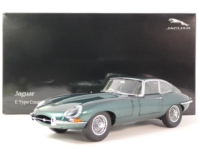 Kyosho Jaguar E-Type Coupe dark green 1961 1/18 08954DG - Immagine 1 di 4