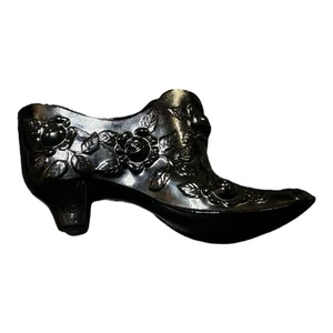 Vtg Black Amethyst Glass Shoe Raised Flowers Roses Victorian Slipper Boot Opaque - Picture 1 of 9