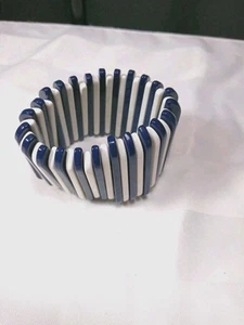 Rare Heavy Wide Navy Blue & White Plastic Elastic Bracelet - Picture 1 of 4