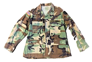 Military BDU Shirt MEDIUM Extra-SHORT Camouflage Used Woodland #678 - Picture 1 of 9