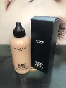 NIB Mac Studio Face & Body Foundation N1 - Jumbo Tamaño 120mL ORIGINAL FORMULA - Imagen 1 de 8