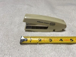 Vintage NEMAHA COUNTY COOP Stapler Japan - Picture 1 of 3