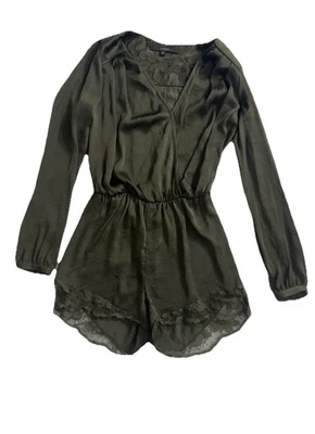 GUESS Floral Long Sleeve Romper Size XS , Color Green Polyester Blend . - Image 1 of 4