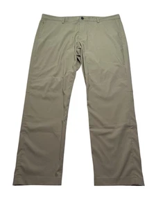 Men's Tommy Bahama Island Zone Performance 5-Pocket Pants Size 40 x 30 Beige - Picture 1 of 14