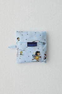 BAGGU X Peanuts Standard Printed Reusable Tote Bag Winter Scene New - Picture 1 of 3