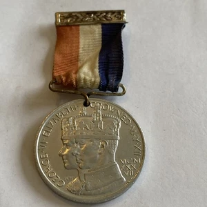 Medalla Conmemorativa Coronación Rey Jorge V1 1937-Canadá/India/S A/Australia/NZ - Imagen 1 de 5