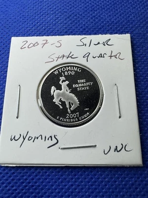 A 2007 S Wyoming  90% SILVER Deep Cameo "PROOF" State Quarter US Mint Coin UNC - Image 1 of 2