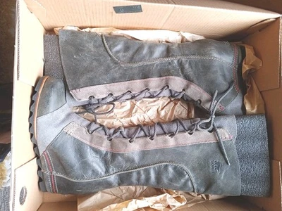 SOREL CATE THE GREAT WEDGE 9 Tall CHARCOAL BLACK Women Boots Waterproof Leather - Image 1 of 4