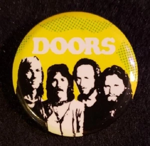 Pin amarillo The Doors - The Doors - Rock and Roll - Imagen 1 de 1