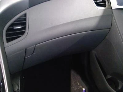 Guantera usada se adapta a: Hyundai Elantra 2011 grado A Foto 1 de 4