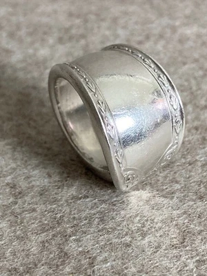 Vintage Sterling Silver Spoon Wide band Ring size 6 - Image 1 of 4