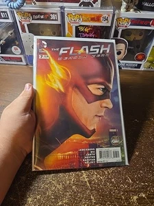 The Flash Season Zero #7 (DC Comics) - Picture 1 of 17