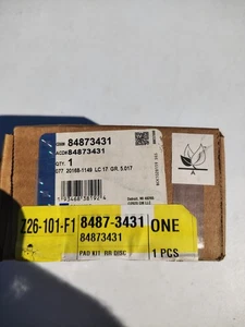 GM OEM 21-22 Canyon Rear Suspension Brake Components-Brake Pads 84873431 New - Picture 1 of 2