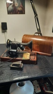 Vintage Singer tragbare Nähmaschine elektrische 128-23 funktioniert - Bild 1 von 22