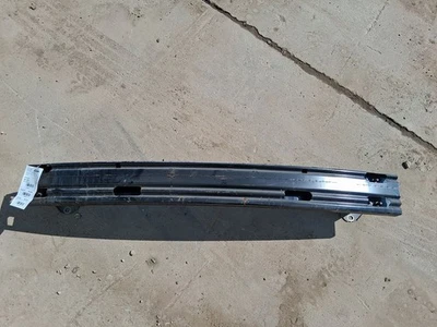 Nissan Rogue 2020 parachoques trasero refuerzo 3093070 Foto 1 de 4