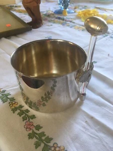 Vintage Wine Bottle Holder with Thermometer  Barrel Shape Handle- Fahrenheit - Picture 1 of 4