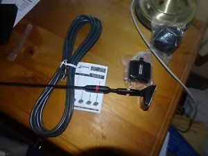 CAR AUTO MOBILE TELEPHONE ANTENNA GLASS MOUNT NEW OLD STOCK CARPHONE OLD SCHOOL - Picture 1 of 2