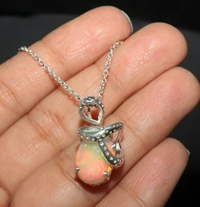 Colgante Ópalo de Fuego Etíope Natural con Plata de Ley 10 x 14 mm Ópalo Ovalado - Imagen 1 de 8