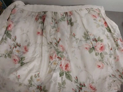 Ralph Lauren MEADOW WAY Queen Bed Skirt Pink Roses/White-Cotton-Vintage 1990's - Image 1 of 4