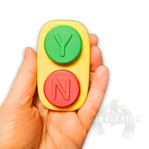 Yes No Button Fidget Key Clicker – Bluey Inspired Sensory Stress Relief Keychain - Picture 1 of 2