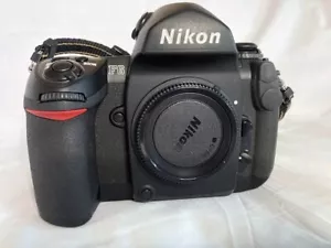 Nikon F6 SLR Filmkamera Kamera Gehäuse/ Body + OVP - Bild 1 von 11