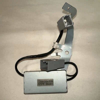 TOYOTA PRIUS Prius 2014-2017 АНТЕННЫЙ УСИЛИТЕЛЬ 86300-47160 OEM - Изображение 1 из 3