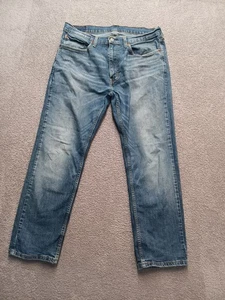 Levi’s 559 Relaxed Straight Jeans Men’s 36x30 Blue Medium Wash Faded Distressed - Picture 1 of 7