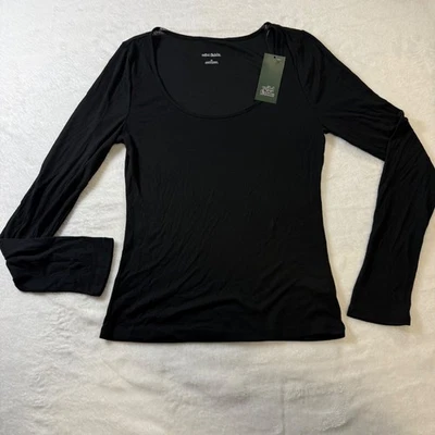 Wild Fable Black Ribbed Scoop Neck Long Sleeve Thin Top Women's Size Medium - Image 1 of 4