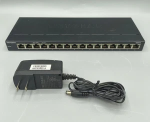 NETGEAR GS316 16-Port Gigabit Ethernet Unmanaged Network Switch - Picture 1 of 3