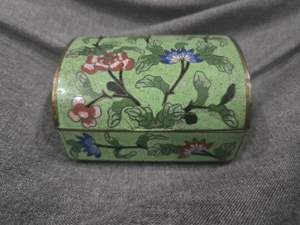 Antike mintgrüne geblümte chinesische Cloisonne Emaille Schmuckdose - Bild 1 von 8