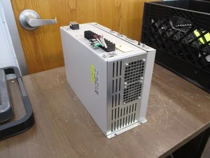 Allen-Bradley Ultra 3000 Servo Drive 9101-1930 Model #: 2098-DSD-075-SE Ser. A - Picture 1 of 9