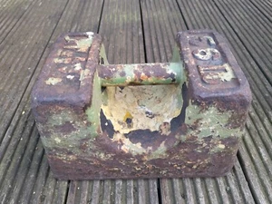 W&T Avery Old 56lb Cast Iron Weight Door Stop - Picture 1 of 6