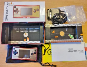 Nintendo GameBoy Micro Edición 20 Aniversario Famicom Ver. JPN rojo/dorado - Imagen 1 de 7