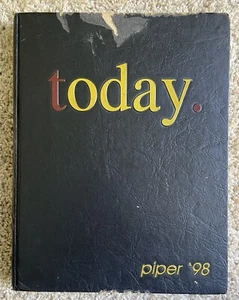 Seaholm High School 1998 yearbook USA Michigan , vintage ,nostalgic, Pearl Jam - Picture 1 of 17