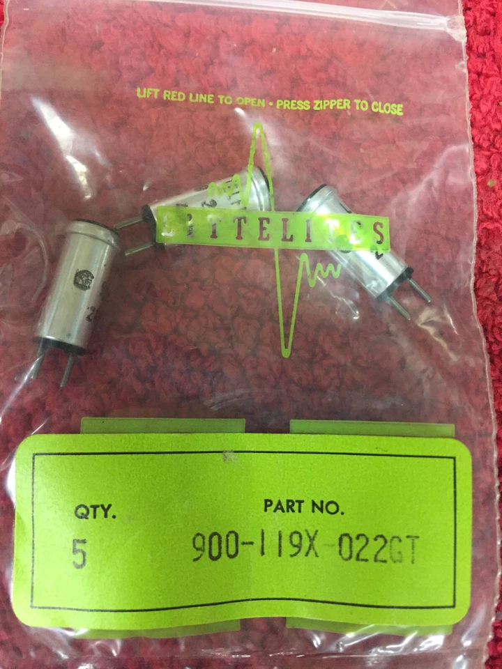 900-119x-022gt LITTELFUSE ЗЕЛЕНЫЙ ИНДИКАТОР ЛАМПА 28V 40 MA 3 ШТ. - Изображение 1 из 1