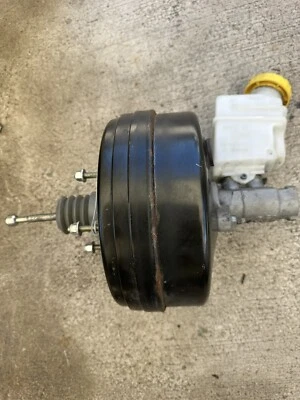 RAM PROMASTER CITY 2015-22 refuerzo de freno eléctrico y cilindro maestro y depósito OEM Foto 1 de 4