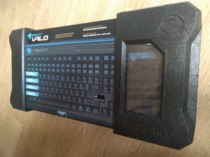 Roccat Valo Backlit Illuminated Max Customization Gaming Keyboard ROC-12-801 RGB - Picture 1 of 8