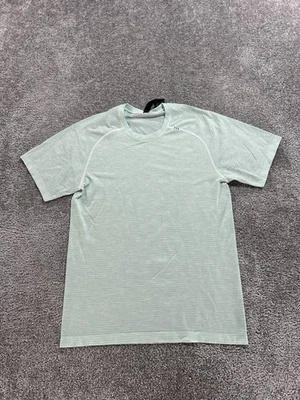 Camisa de metal Lululemon para hombre talla pequeña verde para correr Foto 1 de 4