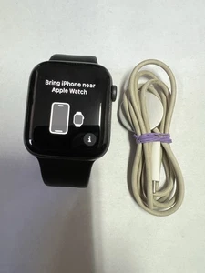 Apple Watch Series 4 44mm Gray Aluminum gps + Cellular Sport Band unlocked - Photo 1 sur 5