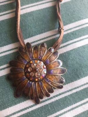 Collar Flor Cuero Collar Esmalte Estrás Floral Colgante Gargantilla Boho Foto 1 de 4