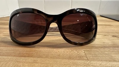 Gafas de sol Calvin Klein R511S marrón marco tortuga lentes marrones Foto 1 de 4