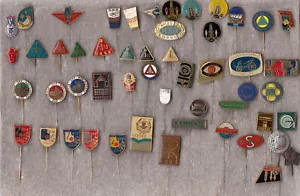 Vintage Eastern Europe pin badges Czech Republic Karosa CSAD BRNO Rapid Praha - Foto 1 di 1