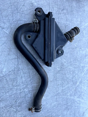 Nissan 300ZX 1992 bomba de aire no turbo auxiliar válvula de smog limpiador lado derecho OEM Foto 1 de 4