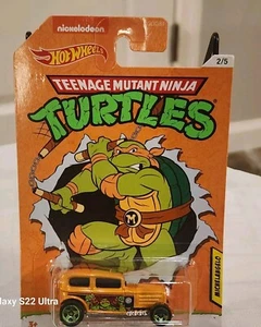 Hot Wheels Pop Culture Teenage Mutant Ninja Turtles '55 Chevy Panel - Picture 1 of 3