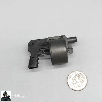 Escopeta semiautomática Ultimate Soldier Striker 1:6 para figuras de 12" Foto 1 de 4