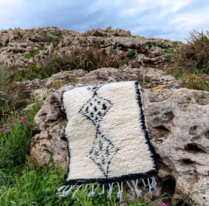Small Berber Rug, Moroccan Handmade Cream Black Wool Rug 2x3 ft, Azilal Bath Mat - Picture 1 of 9