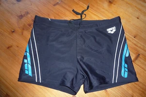 Arena - Badehose, Badeshort, Bademode, Schwimmwäsche, Blau mit Streifen- Gr. 5 - Bild 1 von 4