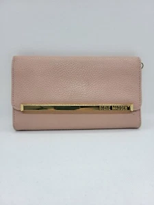 STEVE MADDEN WALLET WRISTLET ROSE TEXTURED - Picture 1 of 5